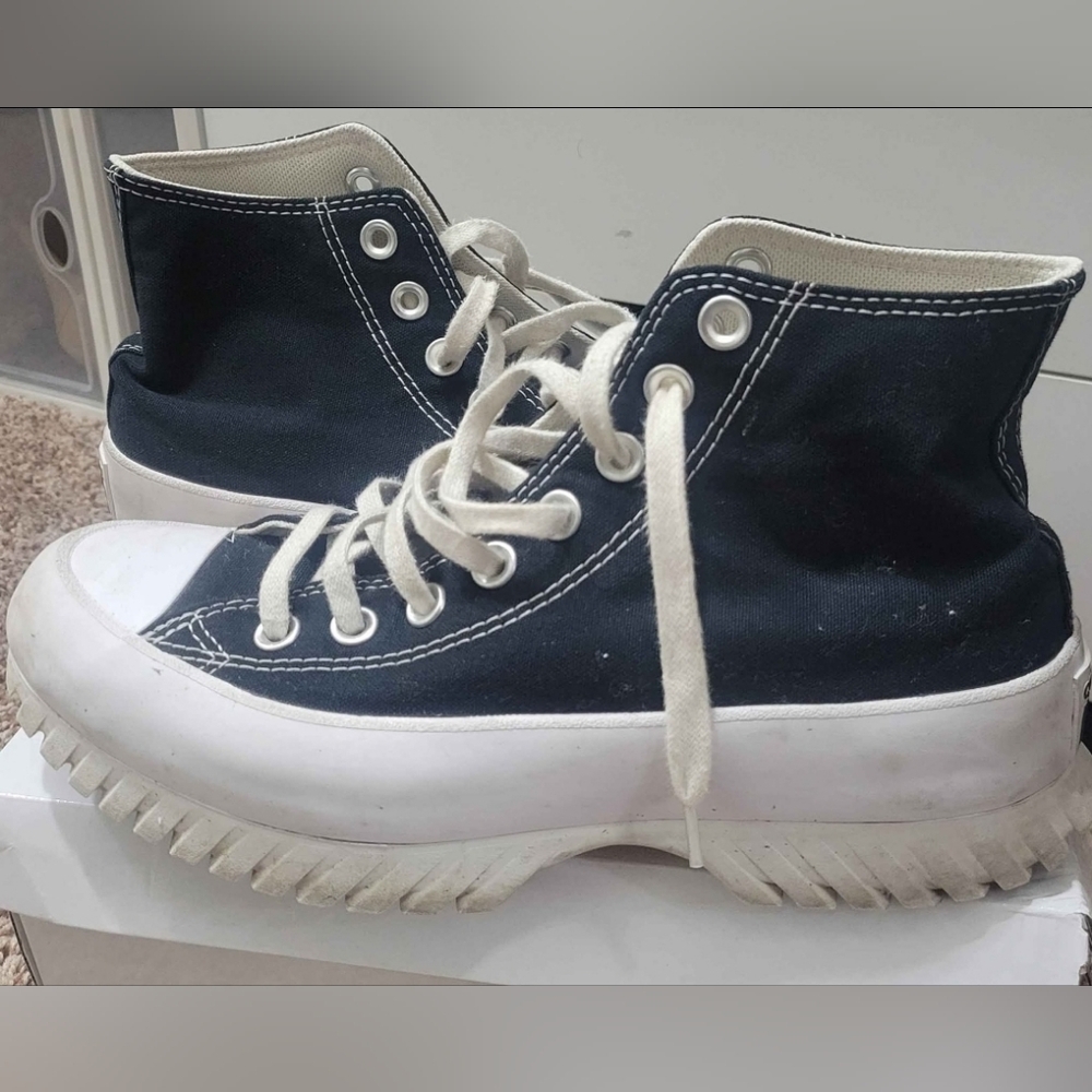 Converse Women's Black and White Chuck Taylor All Star Lugged Sneaker